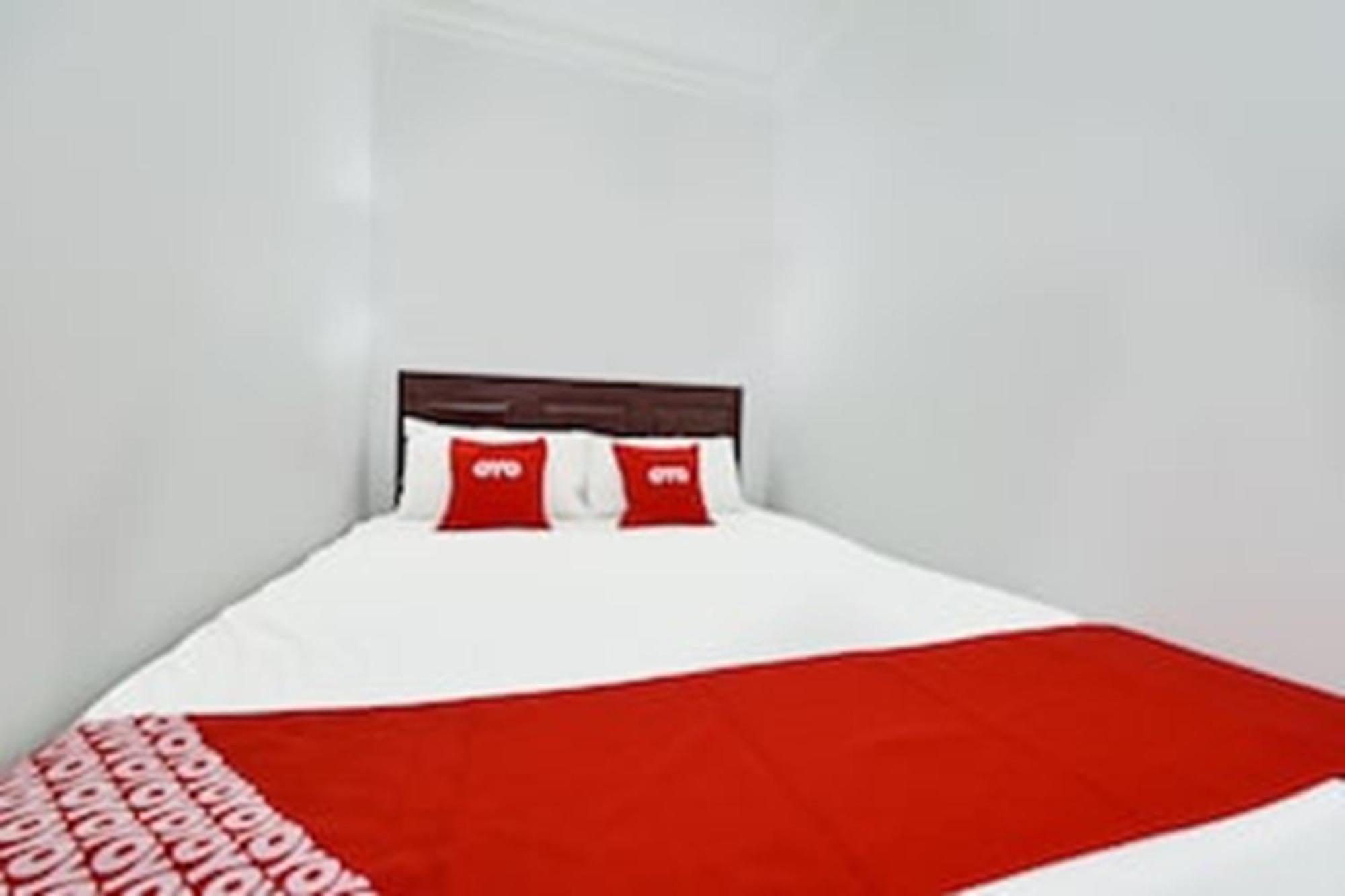 Oyo 90572 J Jalan Ampang Hotel Kuala Lumpur